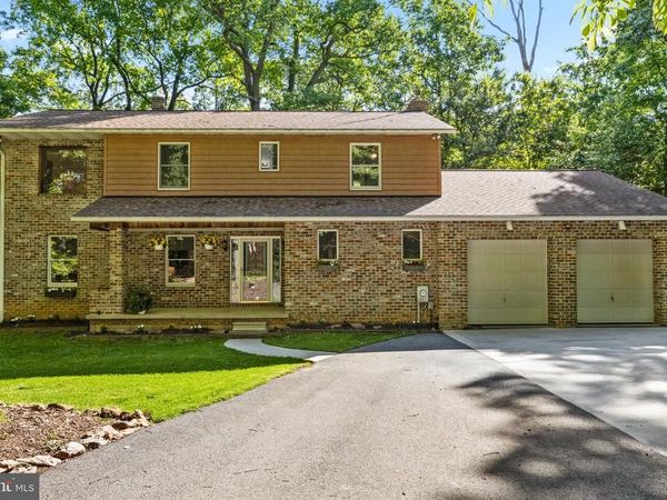 10 BROOK VALLEY COURT, FREELAND, MD 21053