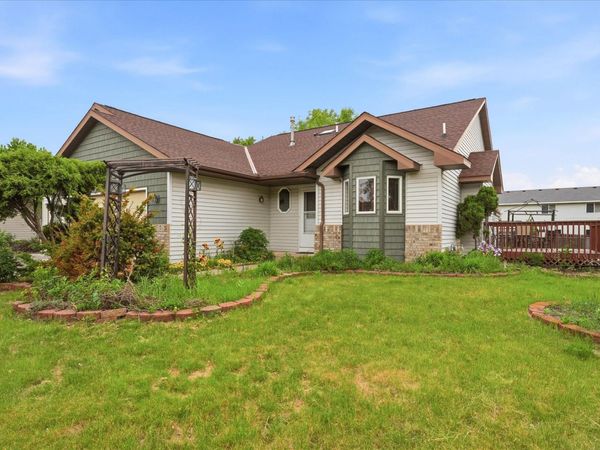 7208 90th Trail N, Brooklyn Park, MN 55445