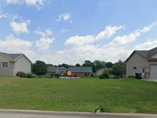 1904 Boulder Street, Saint Peter, MN 56082