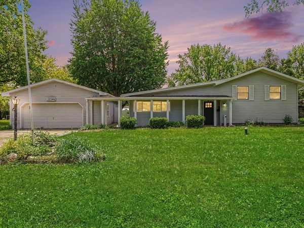 22361 Happy Drive, Cassopolis, MI 49031