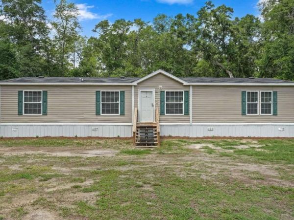 64 Sierra Road Extension, Jesup, GA 31545
