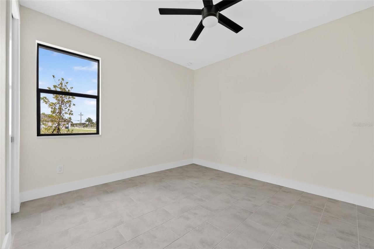 817 NW 38th Place, Cape Coral, FL 33993 Photo