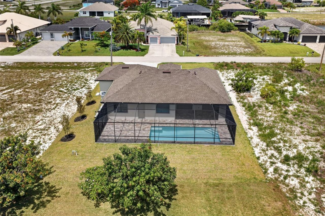 817 NW 38th Place, Cape Coral, FL 33993 Photo