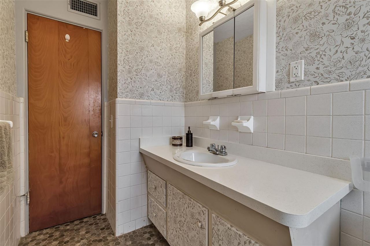5803 24th Street W, Bradenton, FL 34207 Photo