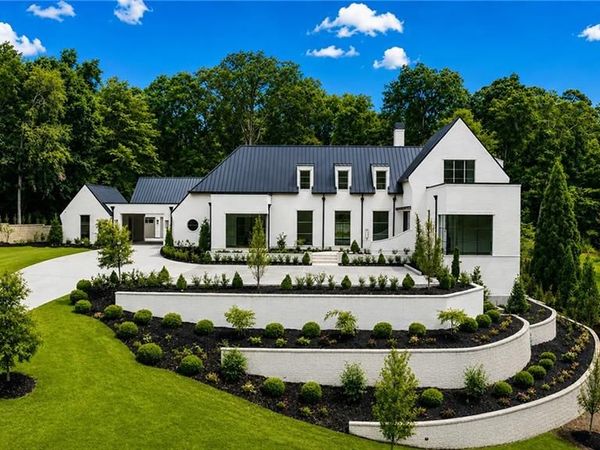 4845 Jett Road, Atlanta, GA 30327