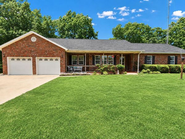 1384 Tilden Road , Galena, MO 65656