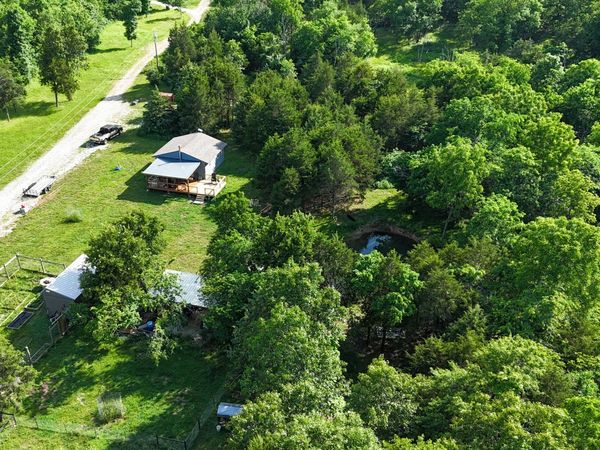 11932 Greenwood Road , Cabool, MO 65689