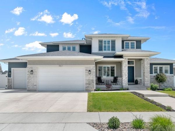 7917 S AMBROSIA LN, West Jordan, UT 84081