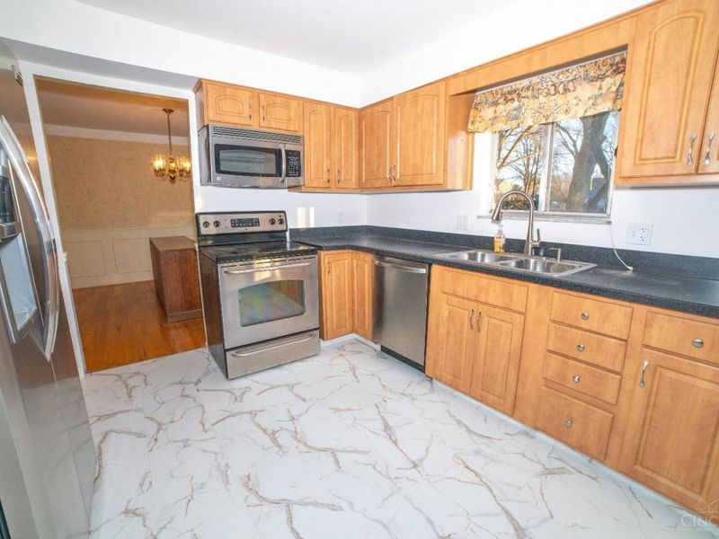 10159 Crosier, Blue Ash, OH 45242 Photo 10