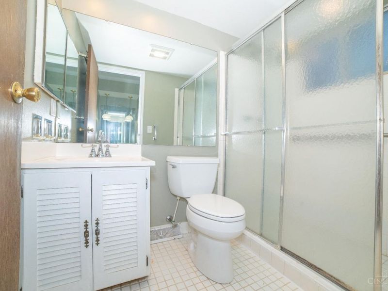 10159 Crosier, Blue Ash, OH 45242 Photo 16