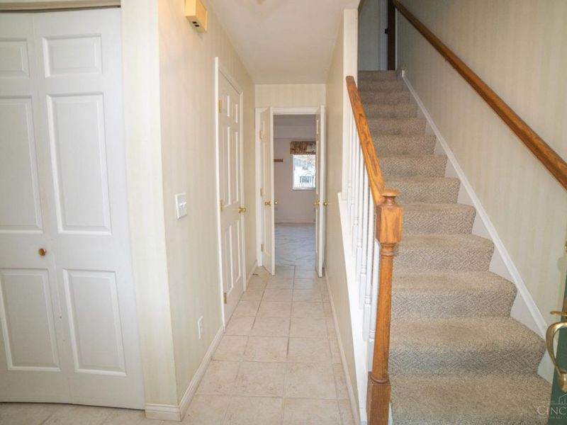 10159 Crosier, Blue Ash, OH 45242 Photo 6