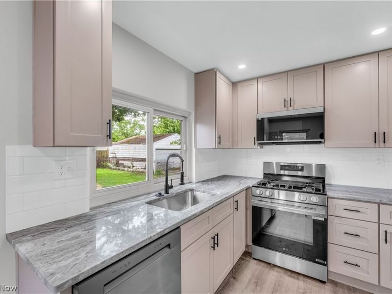 4380 W 146th Street, Cleveland, OH 44135 Photo 10