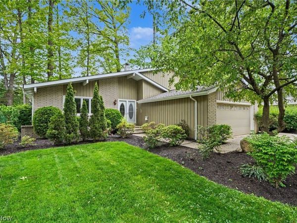 6536 Duneden Avenue , Solon, OH 44139