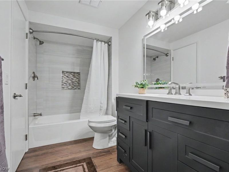 6536 Duneden Avenue, Solon, OH 44139 Photo 28