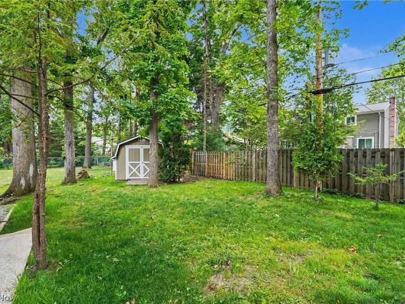 6536 Duneden Avenue, Solon, OH 44139 Photo 44