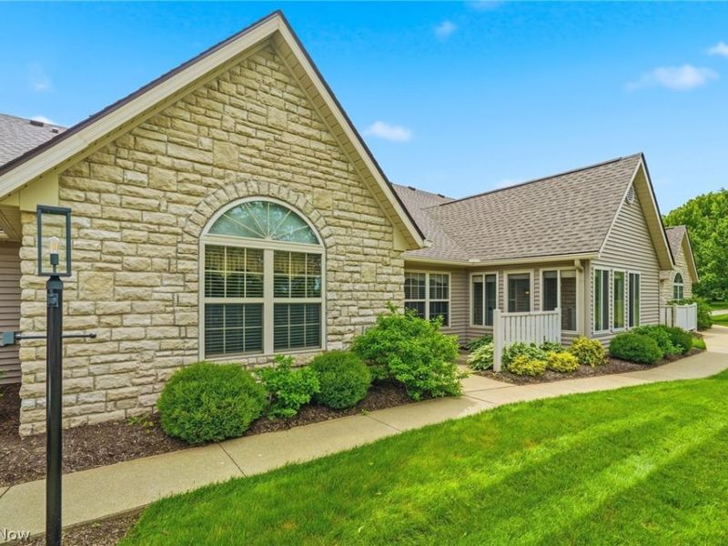 8717 Dublin Ridge Circle NW, Massillon, OH 44646 Photo 1