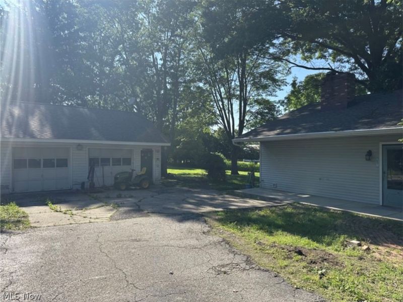 10970 Durkee Road, Grafton, OH 44044 Photo 9