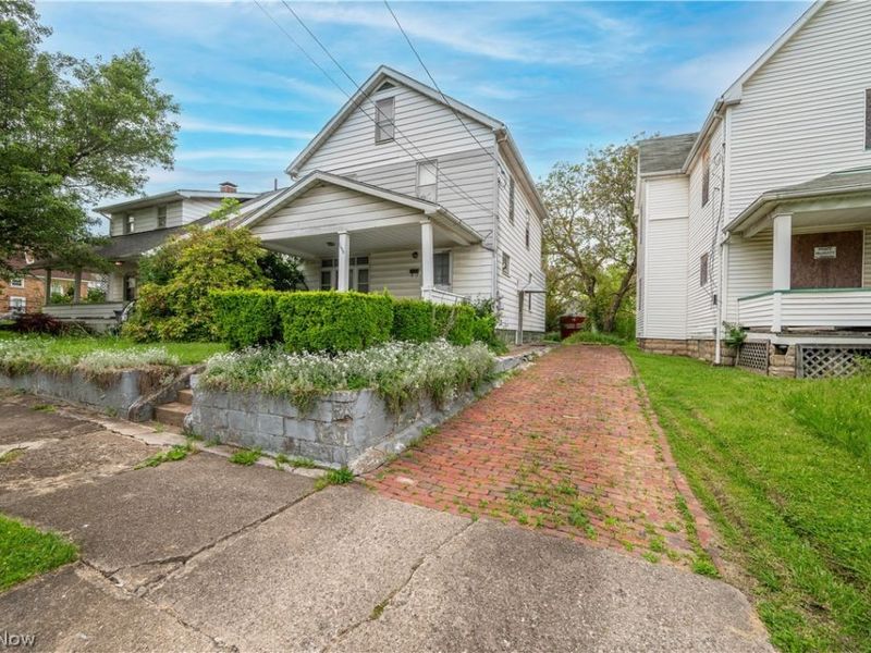 1604 First Street, Youngstown, OH 44509 Photo 2