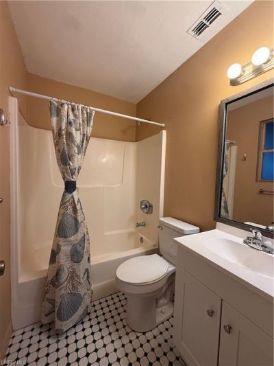 1006 NE 2nd Ave, Cape Coral, FL 33909 Photo