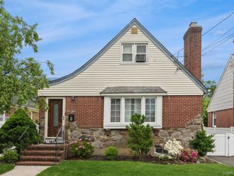 6 Jasper Street Valley Stream, NY 11580