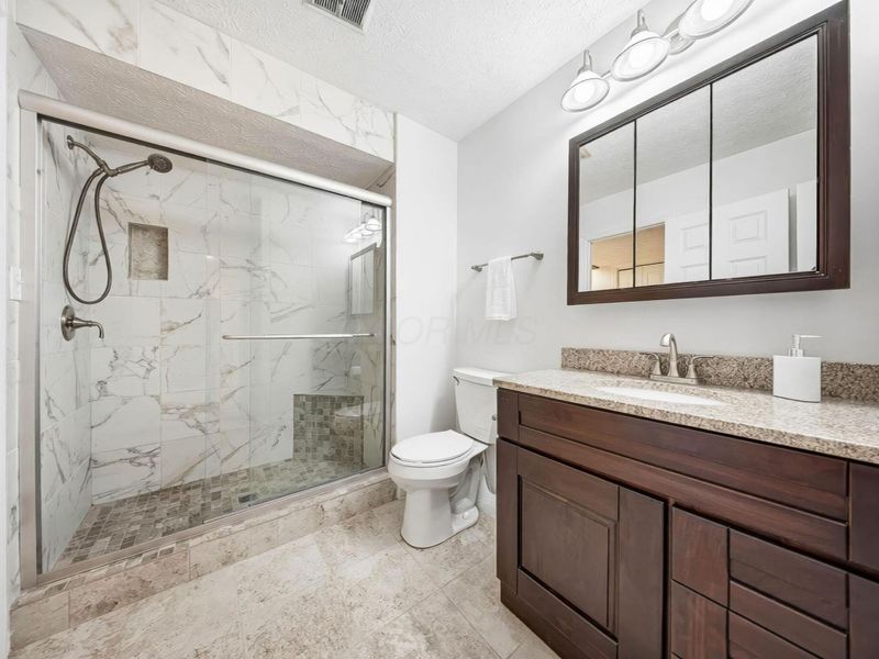 132 Saint Michelle Street, Unit 39B, Columbus, OH 43085 Photo 33