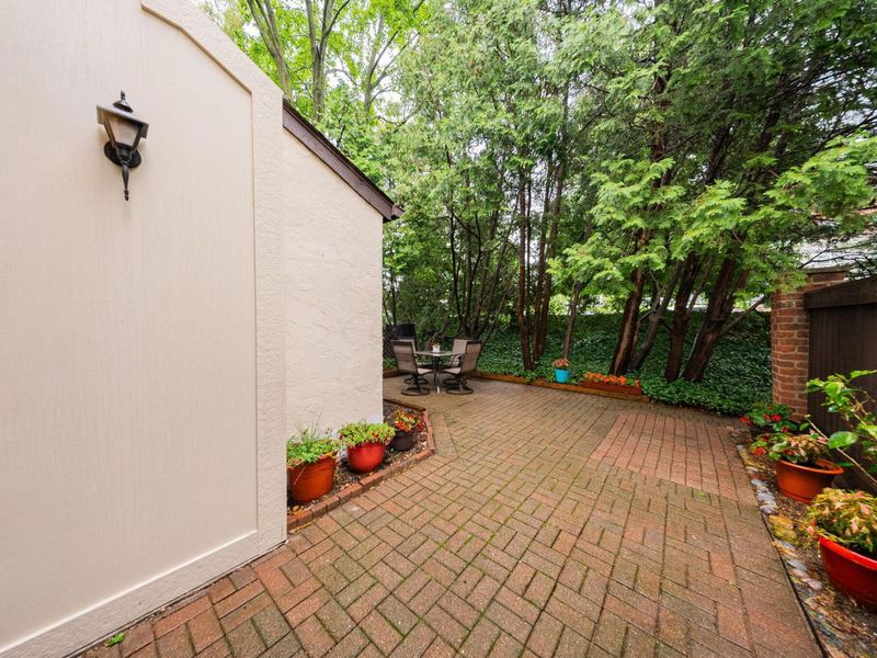 132 Saint Michelle Street, Unit 39B, Columbus, OH 43085 Photo 48