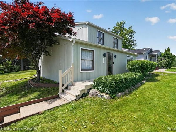 173 Pickford Street , Novi, MI 48377