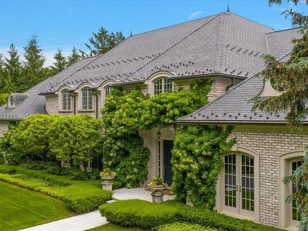 630 Vaughan Road, Bloomfield Hills, MI 48304