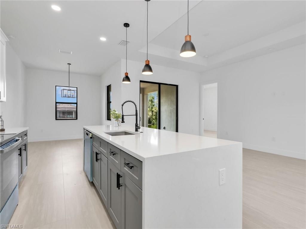 1505 NW 17th St, Cape Coral, FL 33993 Photo