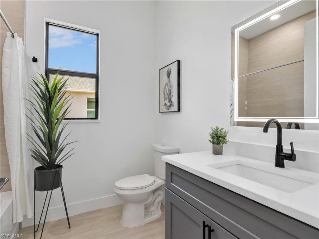 1505 NW 17th St, Cape Coral, FL 33993 Photo