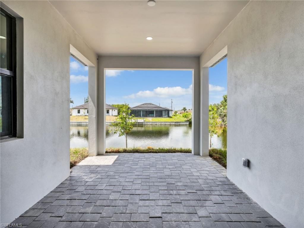 1505 NW 17th St, Cape Coral, FL 33993 Photo