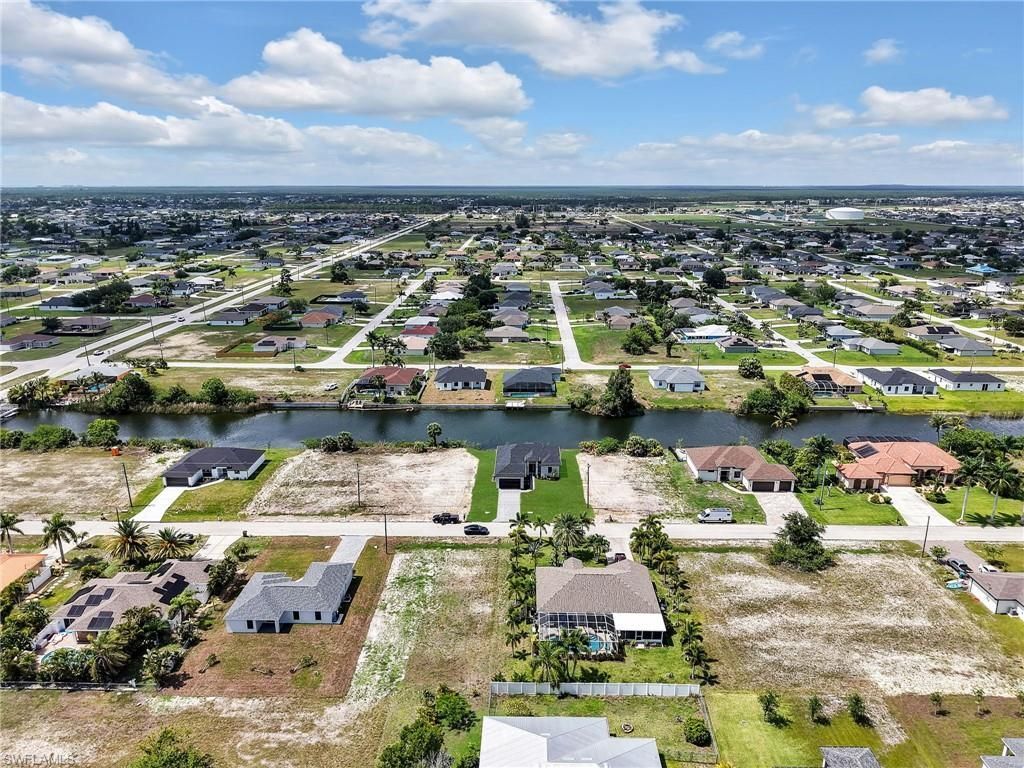 1505 NW 17th St, Cape Coral, FL 33993 Photo