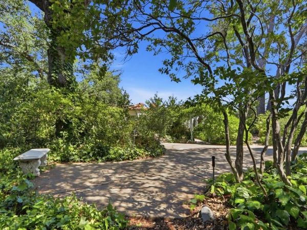 18211 Saratoga Los Gatos Road, Monte Sereno, CA 95030