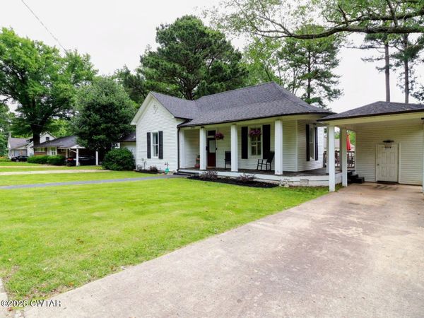 1012 N Park Avenue , Brownsville, TN 38012