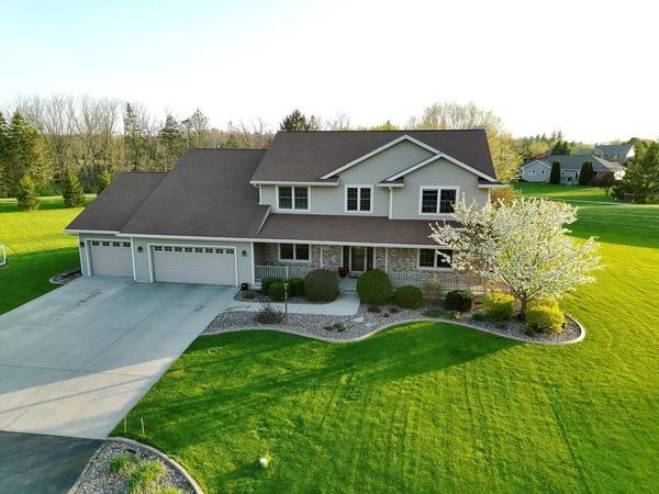 N5503 Boyke DRIVE, Fond Du Lac, WI 54937