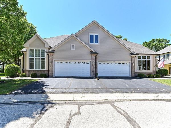 411 Meadowdale DRIVE, Unit 1, Waukesha, WI 53188