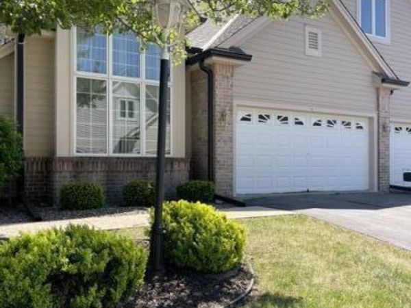 411 Meadowdale DRIVE, Unit 1, Waukesha, WI 53188