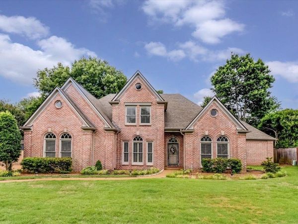 3255 BUCK RAM CIR, Germantown, TN 38138