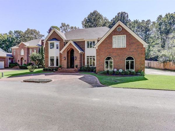 6571 OAK ESTATES DR, Memphis, TN 38119