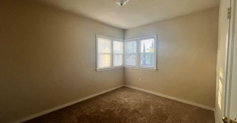 215 Washington, Ione, CA 95640 Photo