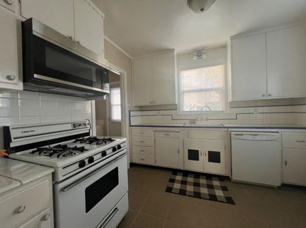 215 Washington, Ione, CA 95640 Photo