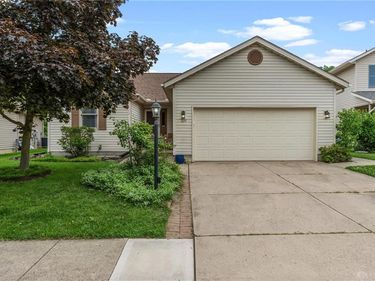 220 McDaniels Lane, Springboro, OH 45066