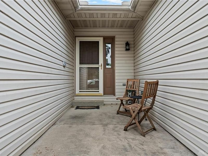 220 McDaniels Lane, Springboro, OH 45066 Photo 4