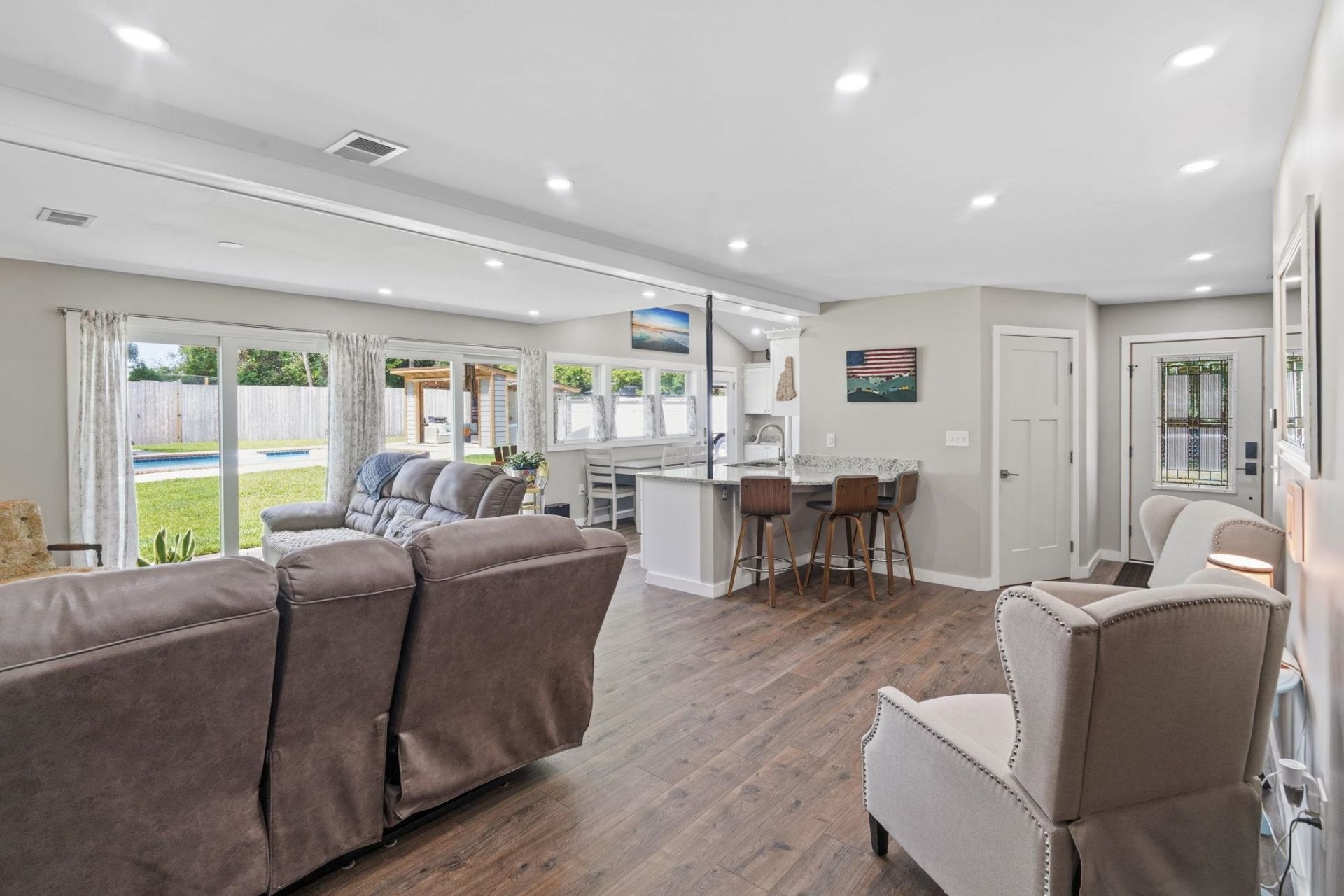 1406 Winddrift Ct. Photo 13