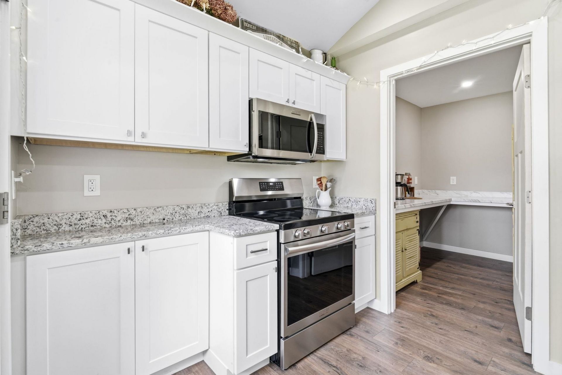 1406 Winddrift Ct. Photo 19