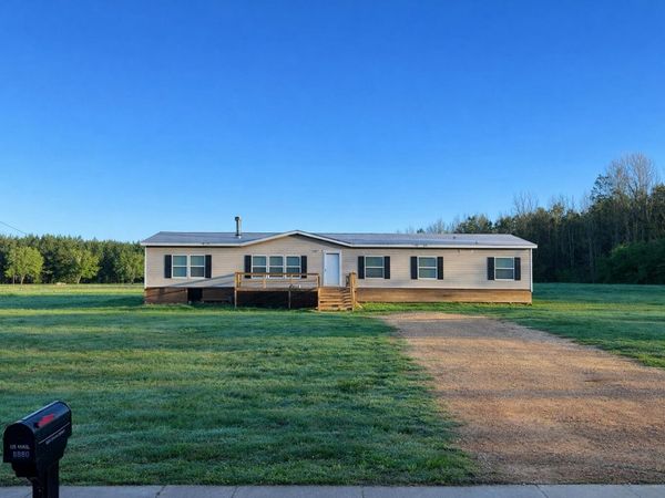 859 Brown, Sulligent, AL 35586