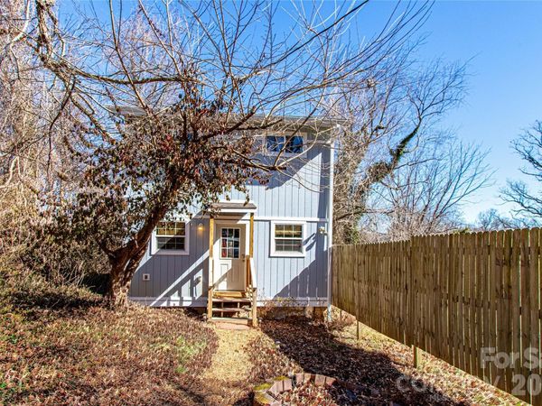 105 Adams Hill Road , Asheville, NC 28806
