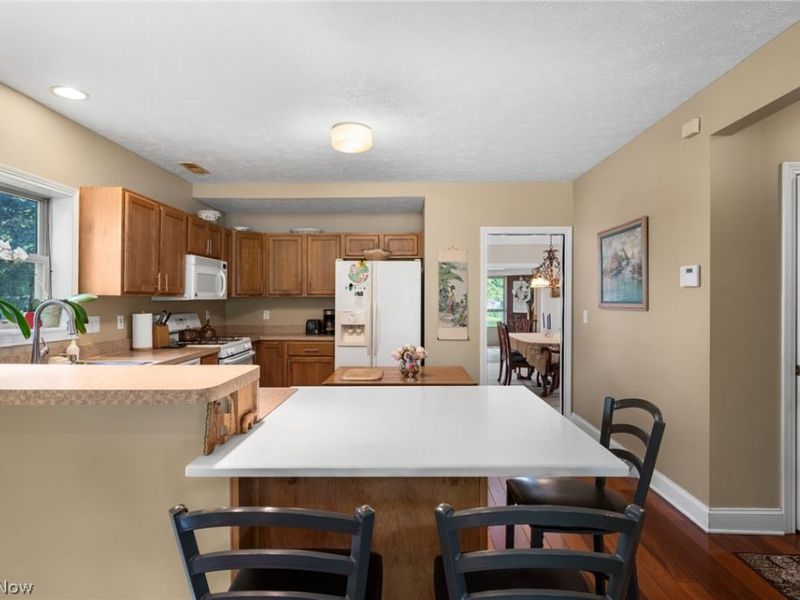 6560 Barton Road, North Olmsted, OH 44070 Photo 14