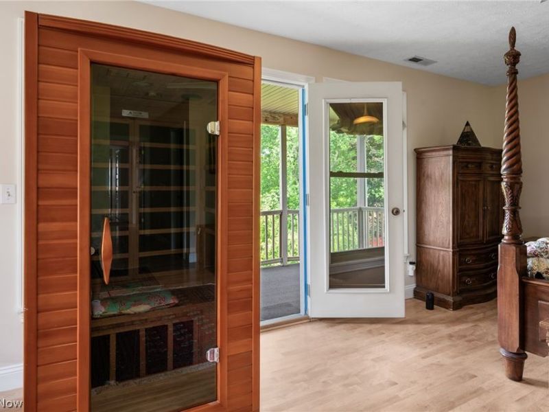 6560 Barton Road, North Olmsted, OH 44070 Photo 21