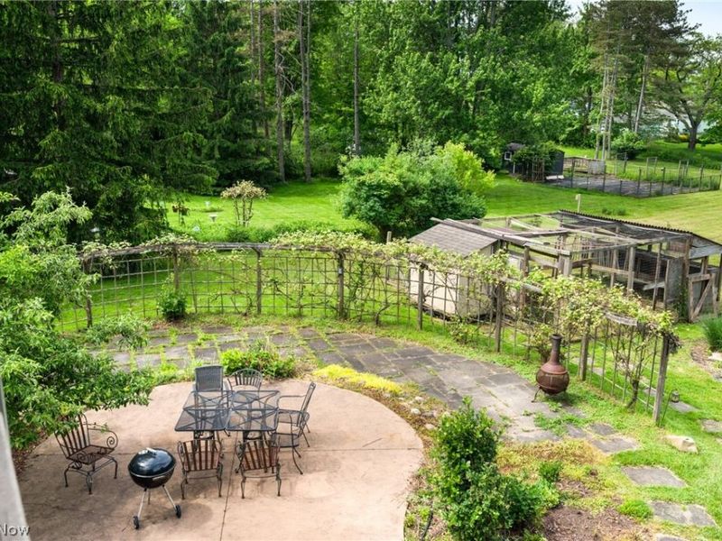 6560 Barton Road, North Olmsted, OH 44070 Photo 39